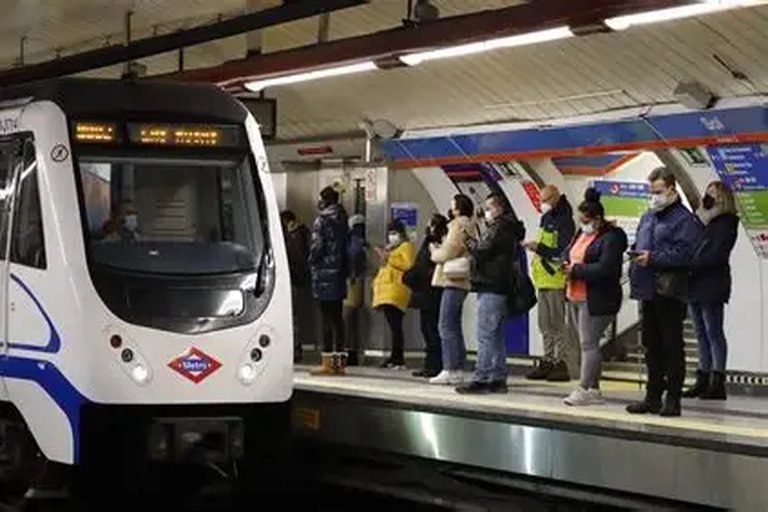 Metro de Madrid ampliará servicio nocturno los fines de semana